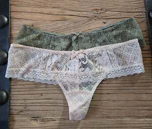 Victoria's Secret Lace Wide Side Thong Bundle Sz XS New 2 pieces